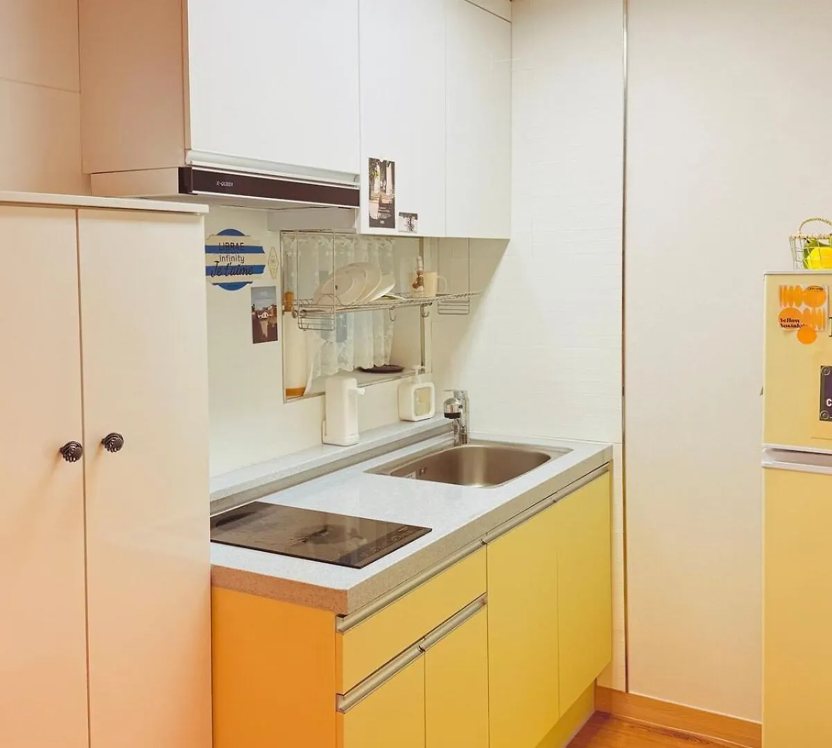 Апартаменты 5 Minutes To Subway, 10 Minutes To Seongsu, Lotte Tower, Kspo Concert, Olympic Park, Gangnam, Ott, Netflix, Quiet And Well-Located Accommodation Сеул Южная Корея